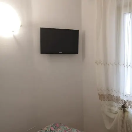 Agora Монтесильвано
