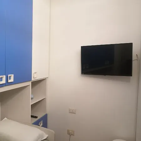 Agora